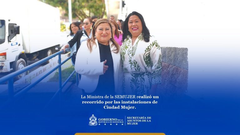 Ministra de la SEMUJER realizó recorrido por las instalaciones de Ciudad Mujer