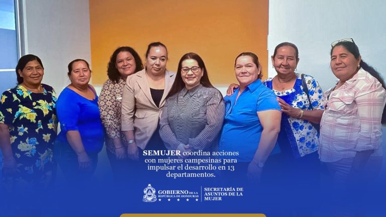 SEMUJER coordina acciones con mujeres campesinas para impulsar el desarrollo en 13 departamentos