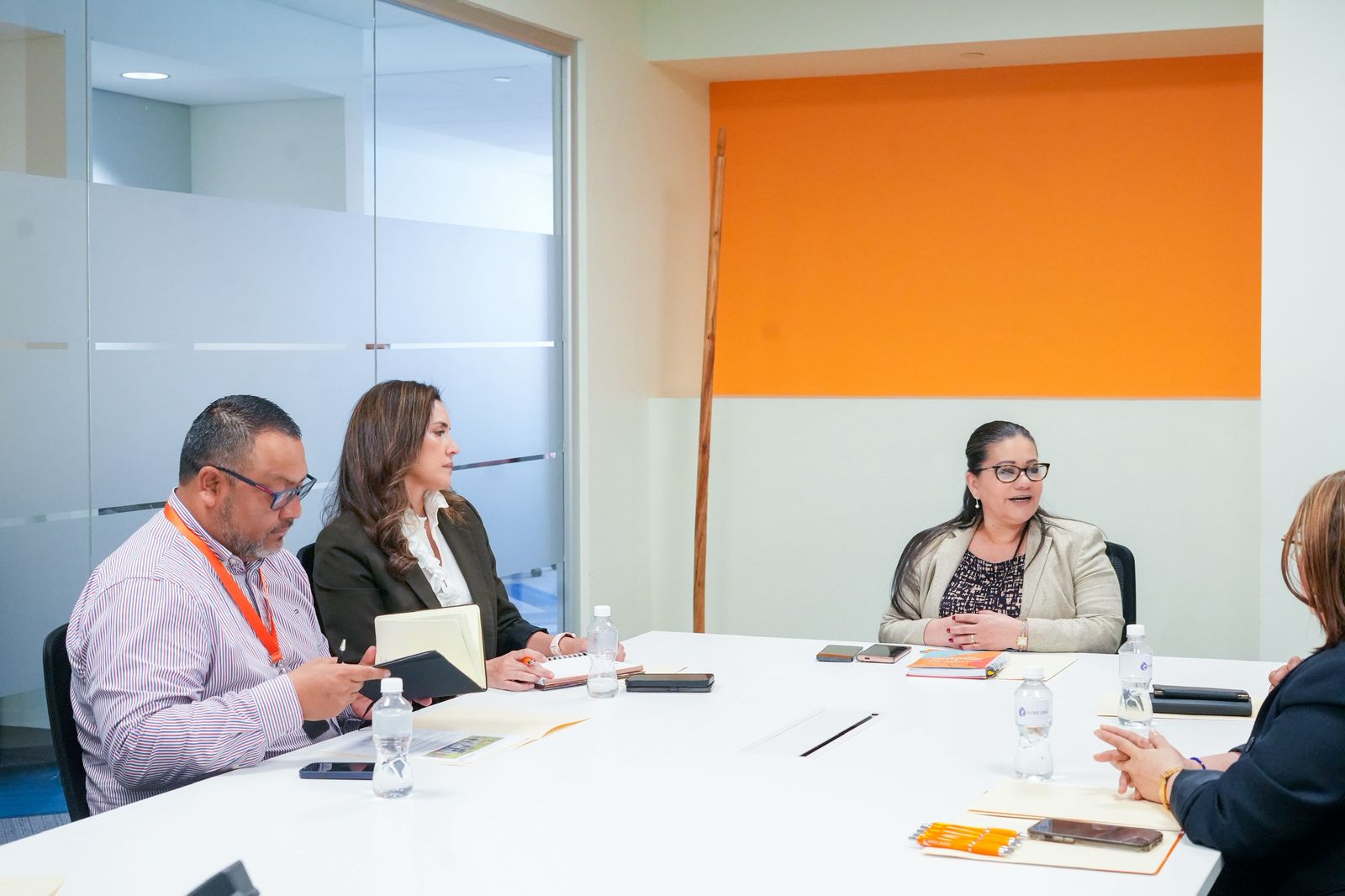 4d352d6b-27aa-48c8-a42f-3fd1c66380f6