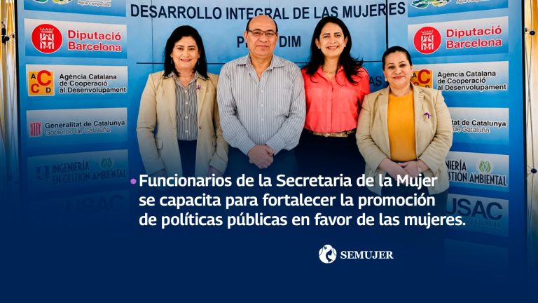 Funcionarios de la Secretaria de la Mujer se capacita para fortalecer la promoción de políticas públicas en favor de las mujeres